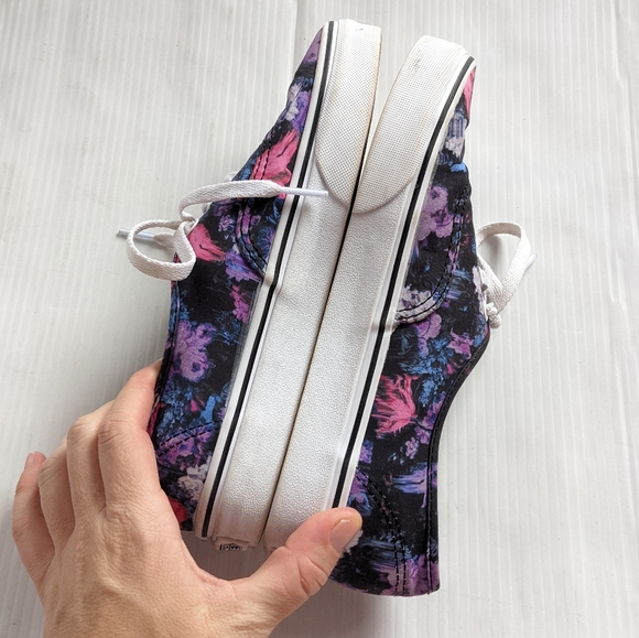 VANS authentic warped floral sneakers women's size 7.5 - Picture 3 of 11